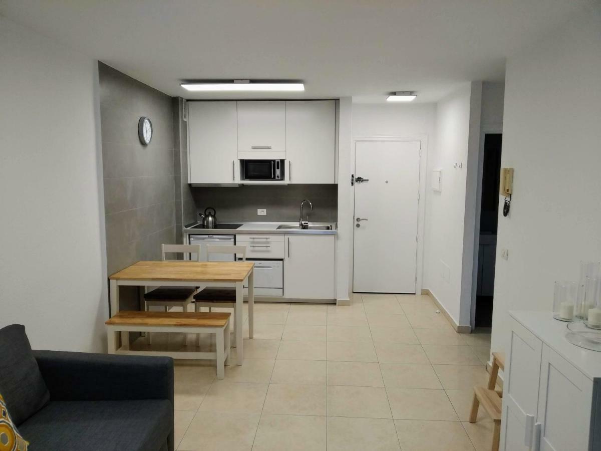 Apartamento "La Livenza" En El Centro De Adeje Con Garaje Privado Leilighet Costa Adeje  Eksteriør bilde